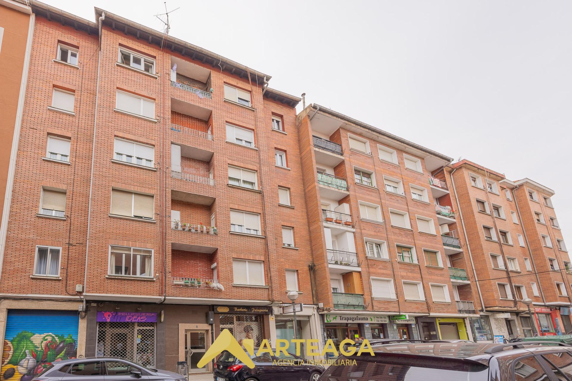 Piso exterior de 2 habitaciones